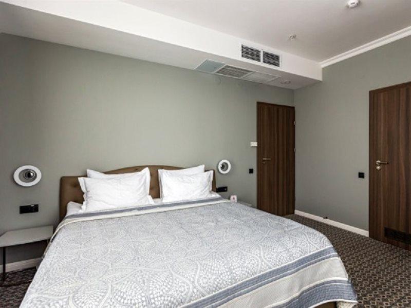 Willing Hotel Мінськ Екстер'єр фото