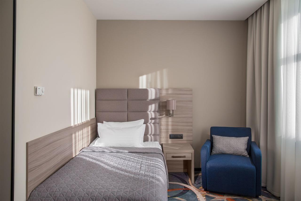 Willing Hotel Мінськ Екстер'єр фото