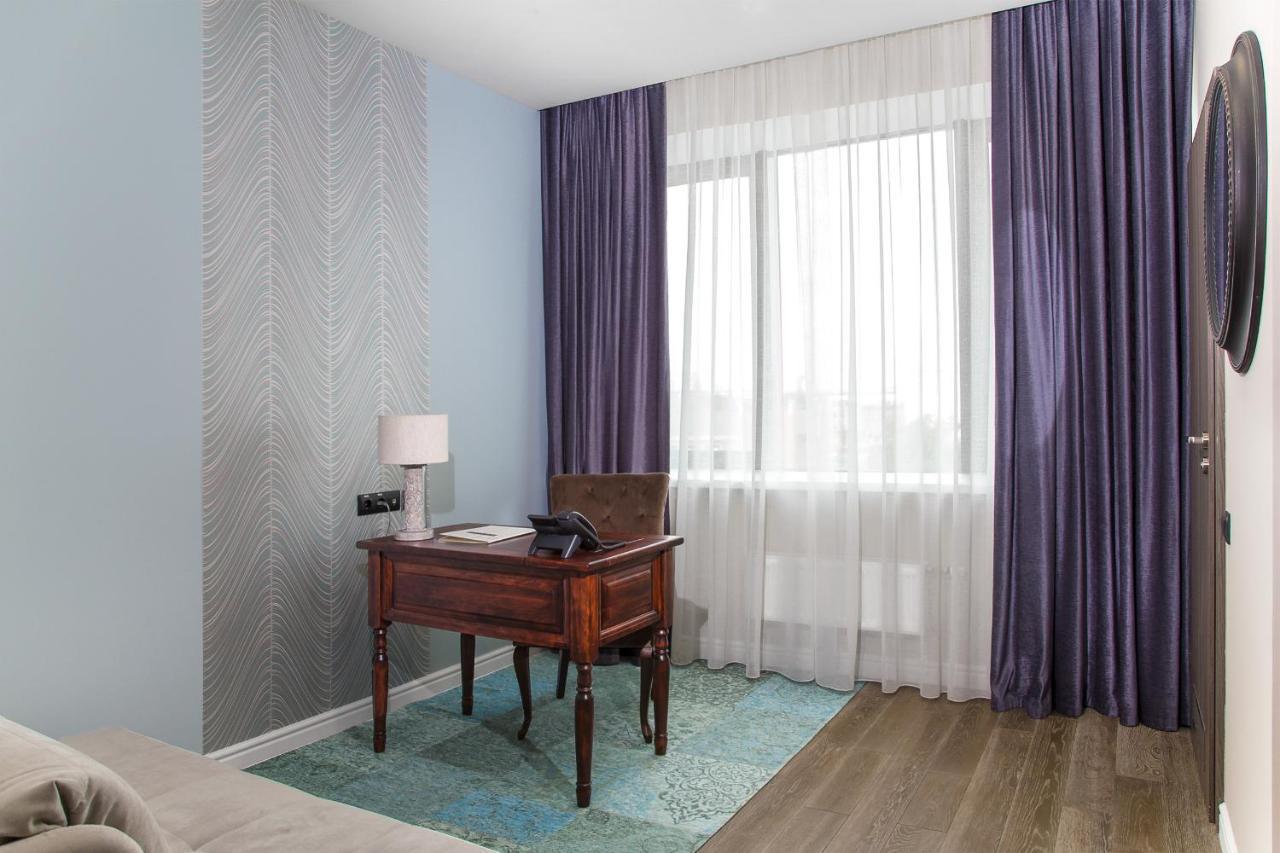Willing Hotel Мінськ Екстер'єр фото