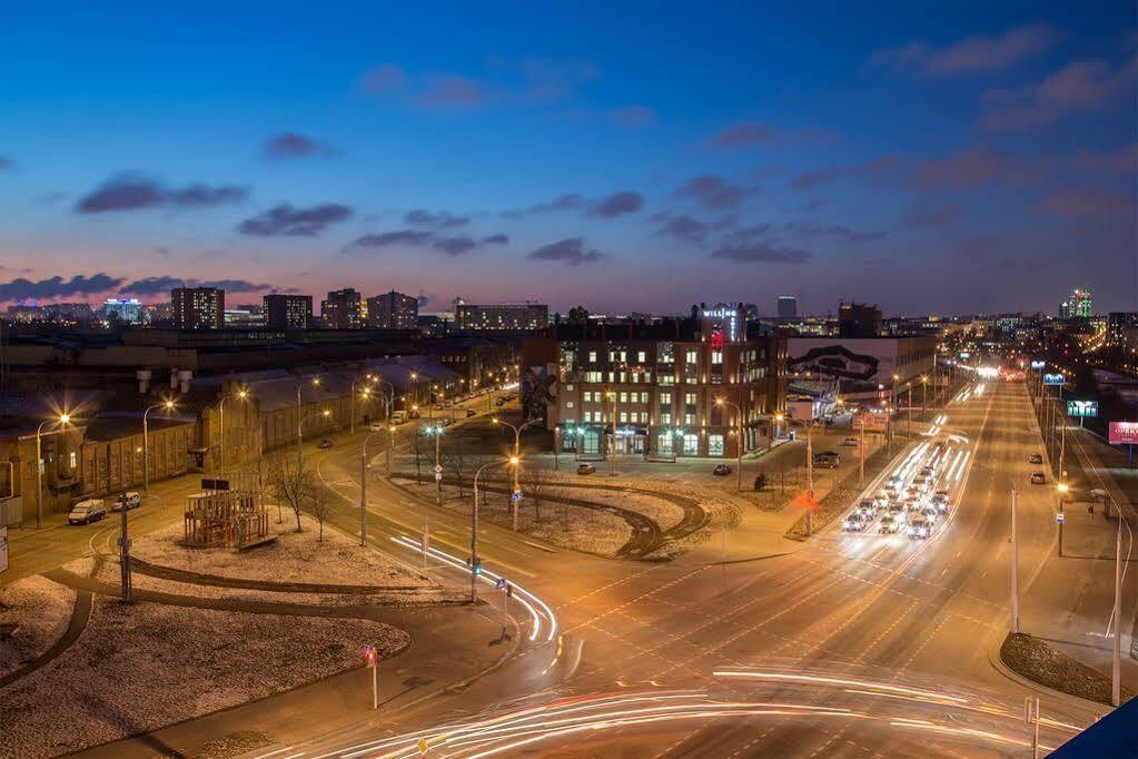 Willing Hotel Мінськ Екстер'єр фото