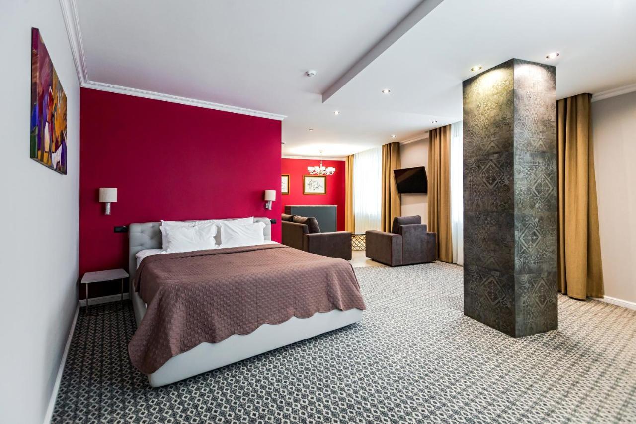 Willing Hotel Мінськ Екстер'єр фото